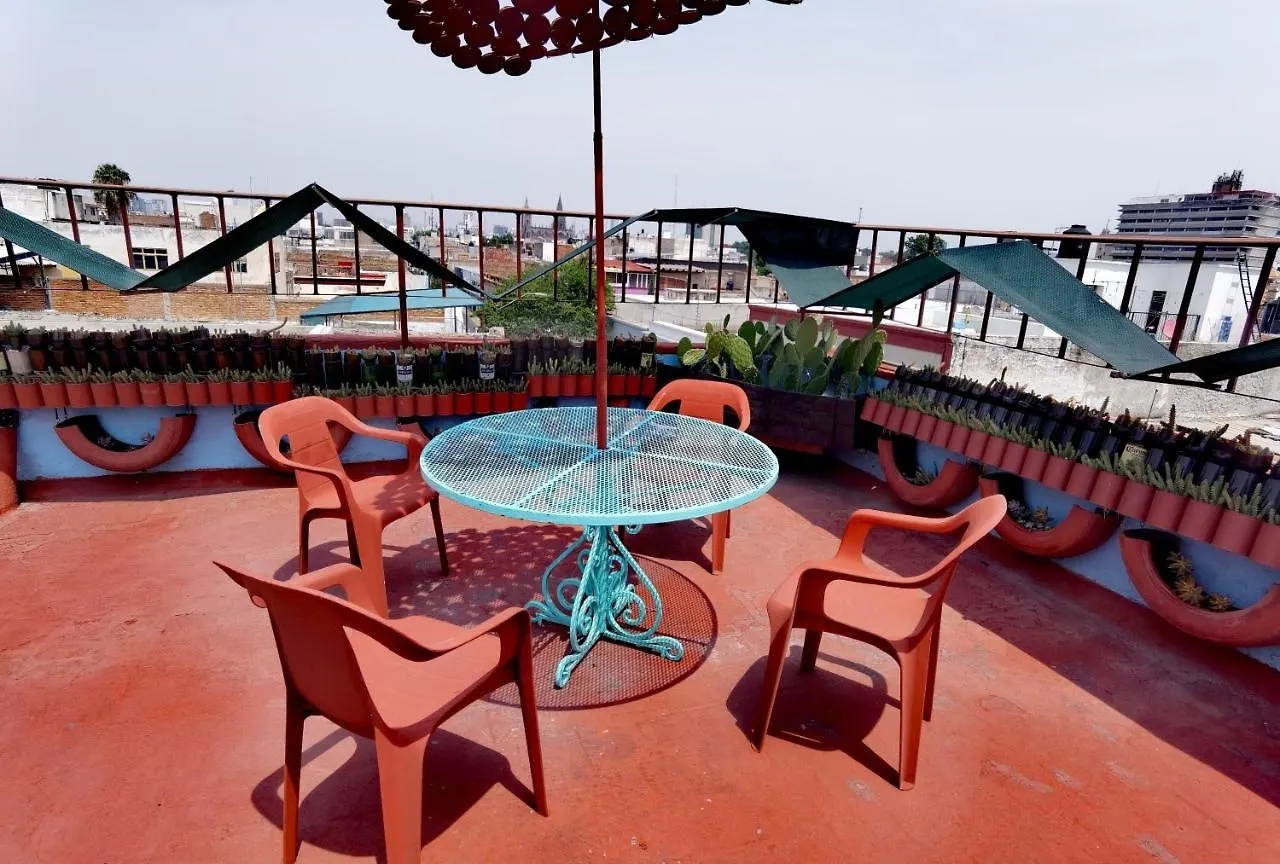 The Roof Backpackers Hotel Guadalajara