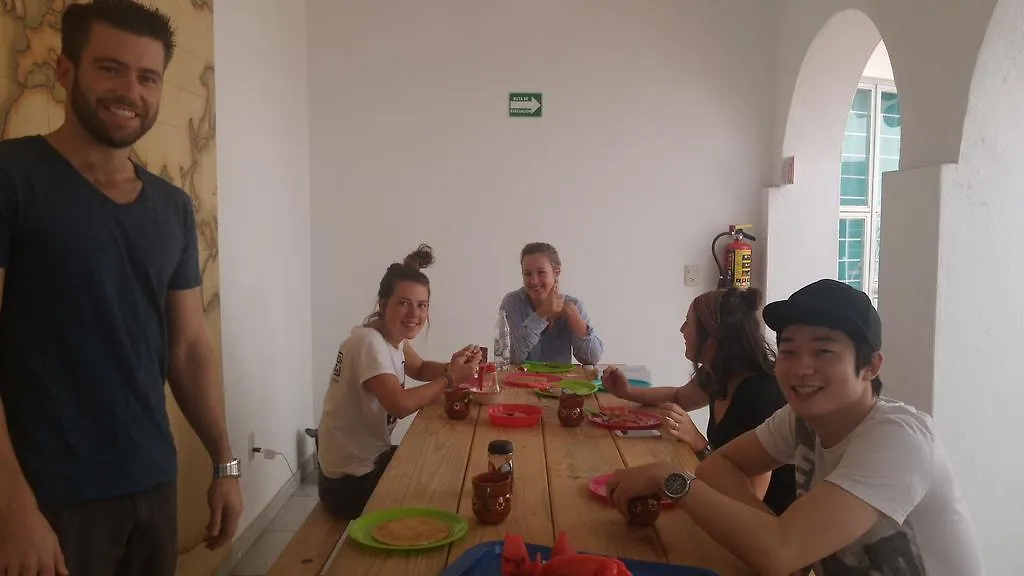 The Roof Backpackers Hotel Guadalajara